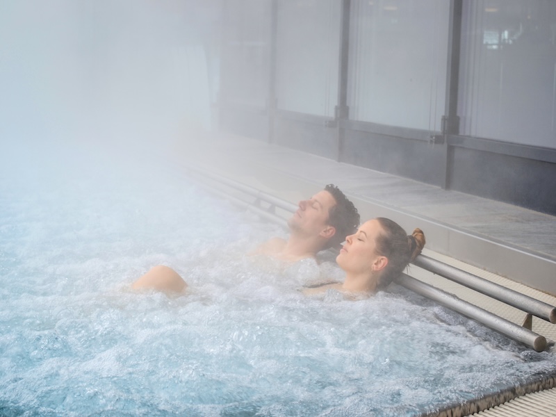 Therme_Zurzach_entspannen_Sprudelliege